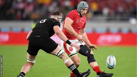 Jonathan Davies played with a heavily-strapped left leg as Wales lost the 2019 World Cup bronze medal game against New Zealand