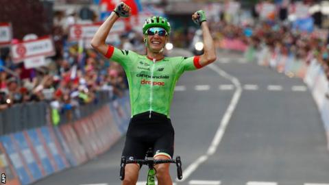 Pierre Rolland celebrates his stage win