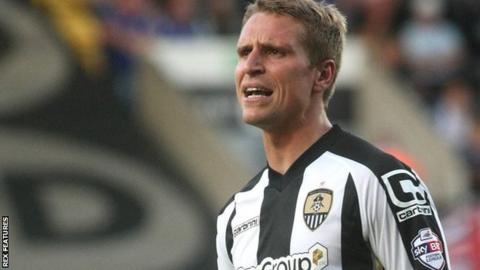 Nicky Wroe in action for Notts County