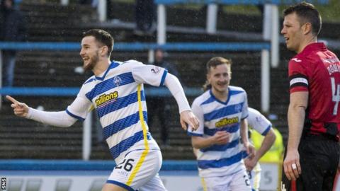 Morton's Jack Iredale celebrates