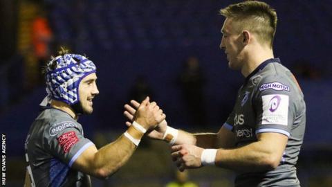 Matthew Morgan is congratulated by Josh Adams for his first-half try