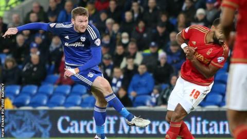 Aron Gunnarsson scores Cardiff' equaliser