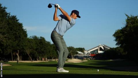 Brendon Todd at the Mayakoba Classic trophy
