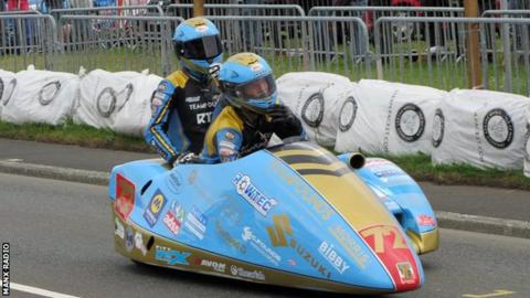 Driver Pete Founds and passenger Jevan Walmsley on the start line of the championship race