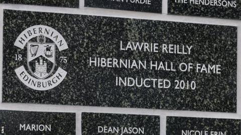 Lawrie Reilly's Easter Road plaque