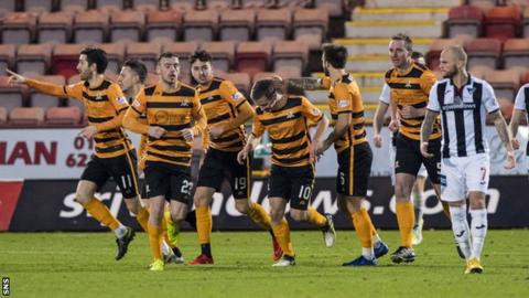 Alloa celebrate Alan Trouten's equaliser