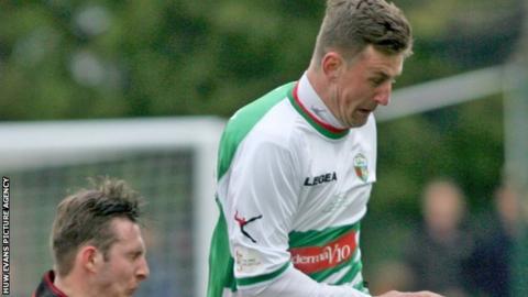 Scott Quigley in action for TNS