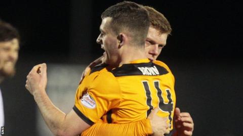 Adam Brown's goal gave Alloa the lead at Dunfermline