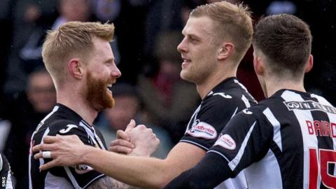 St Mirren's Harry Davis celebrates scoring his penalty to make it 2-0
