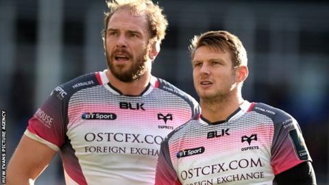 Alun Wyn Jones and Dan Biggar