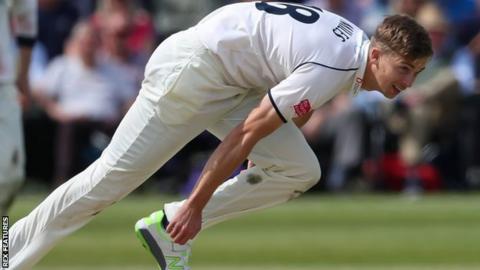 Warwickshire fast bowler Craig Miles