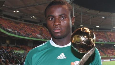 Nigeria's Sani Emmanuel winning the Golden Ball at the 2009 Under-17 World Cup