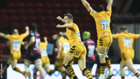 Wasps celebrate