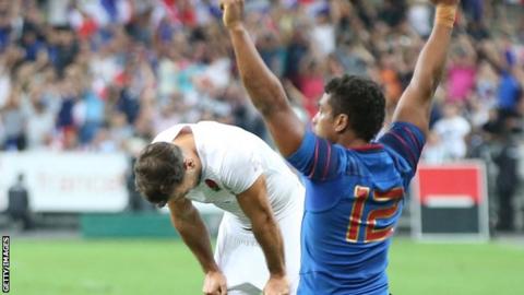 France celebrate their 25-20 win over England in Paris