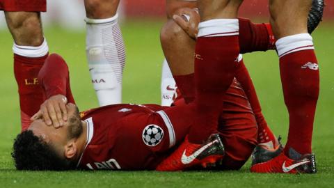 Oxlade-Chamberlain injury