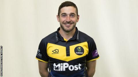 Glamorgan all-rounder Andrew Salter