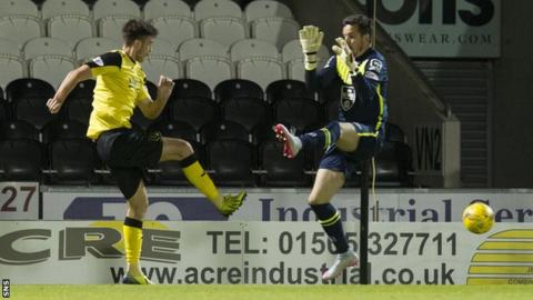 Declan Gallagher scores for Livingston against
