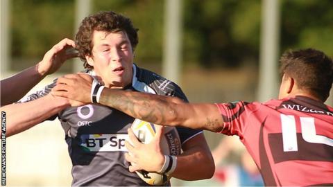 Ross Jones in action for Ospreys