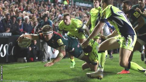 Nick Malouf scores a try for Leicester Tigers