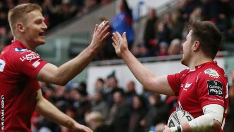 Johnny McNicholl and Steff Evans