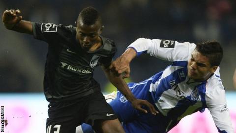 Bernard Mensah (left) in action for Vitoria Guimaraes