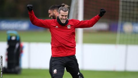 Giggs Defends Decision To Rest Bale Amid Disappointed Wales Fans