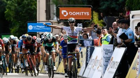 Impey wins hilly 1st stage at Criterium du Dauphine race