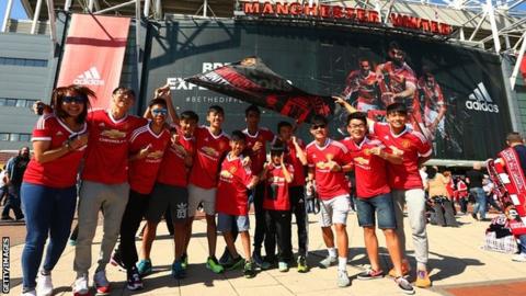 Manchester United fans