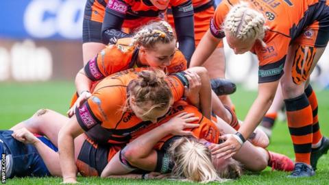 Castleford Tigers Women celebrate