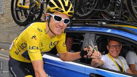 Geraint Thomas (left) and Dave Brailsford celebrate Thomas' Tour de France win in 2018