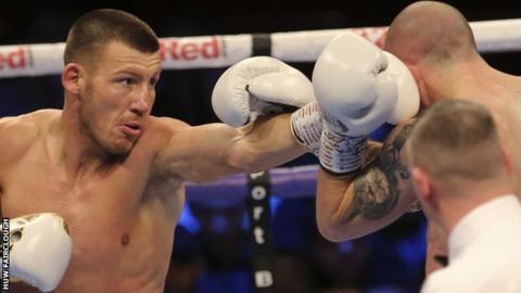 Liam Williams takes on Joe Mullender