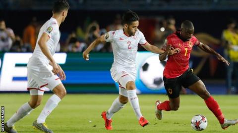 Djalma in action for Angola