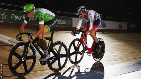 British cyclist Chris Latham (right)