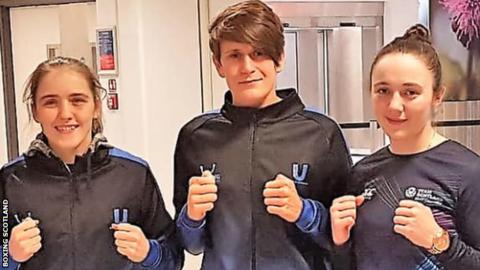 Boxers Stephanie Kernachan, Vicky Glover and Megan Reid