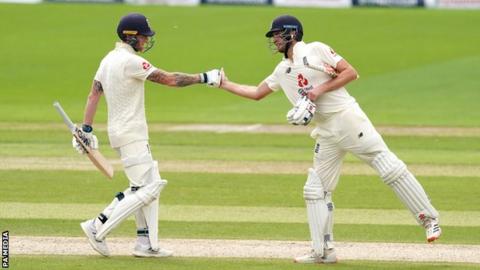 Ben Stokes and Dom Sibley