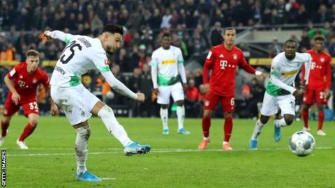 Borussia Monchengladbach 2 1 Bayern Munich Bundesliga Leaders