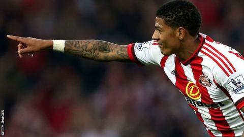 Patrick van Aanholt signs new Sunderland deal