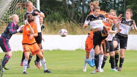 Glasgow City's Jo Love heads in the opening goal