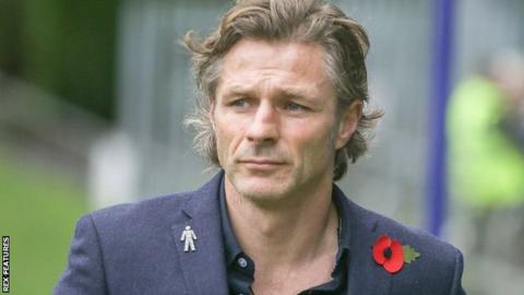 Gareth Ainsworth
