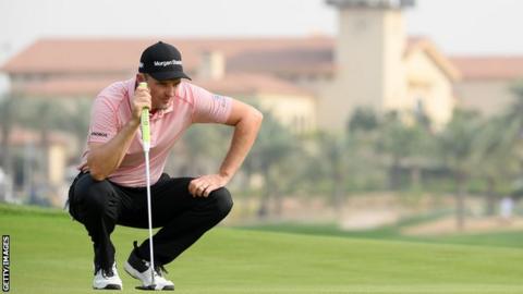 Haotong Li's four eagles earn share of lead Haotong Li's four eagles earn share of lead