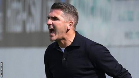 Ryan Lowe
