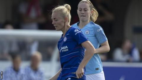 Sophie Ingle of Chelsea Women