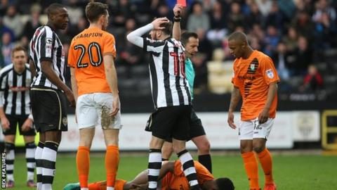 Mark Yeates sent off for Notts County against Barnet