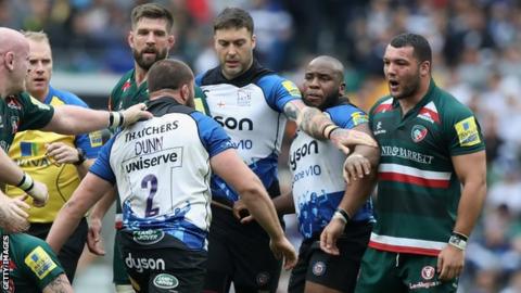 Bath taking on Leicester at Twickenham