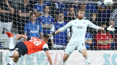 Luton Town 3 1 Ipswich Town Hatters Too Strong For Tractor Boys