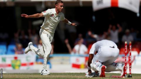 Stuart Broad bowls Roston Chase