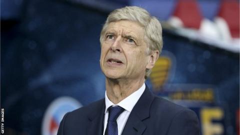 Arsene Wenger head and shoulders image