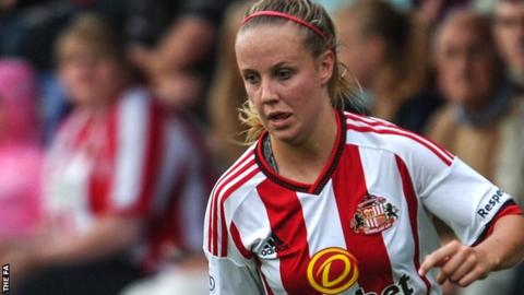 Beth Mead in action for Sunderland