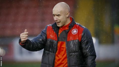Cliftonville manager Gerard Lyttle