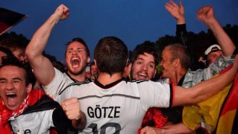 Germany fans celebrate Toni Kroos' late winner against Sweden